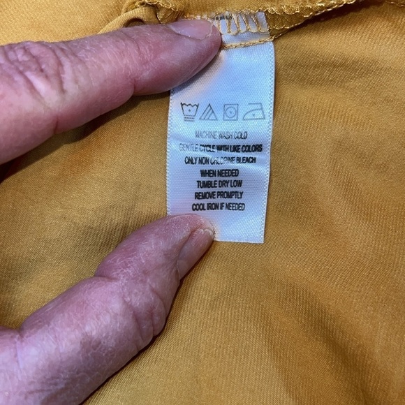 LINEA DONNATELLA Lace Lingerie Set in Saffron, Size S - Picture 6 of 9